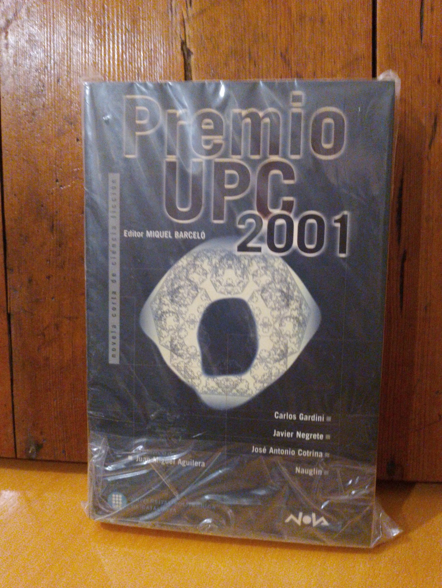Premio UPC 2001. Varios autores