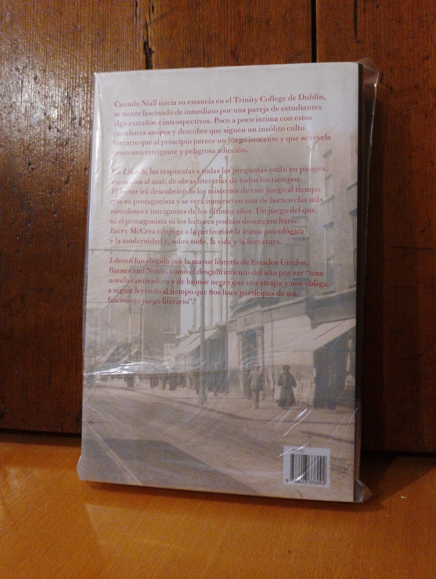 Literato. Barry McCrea.