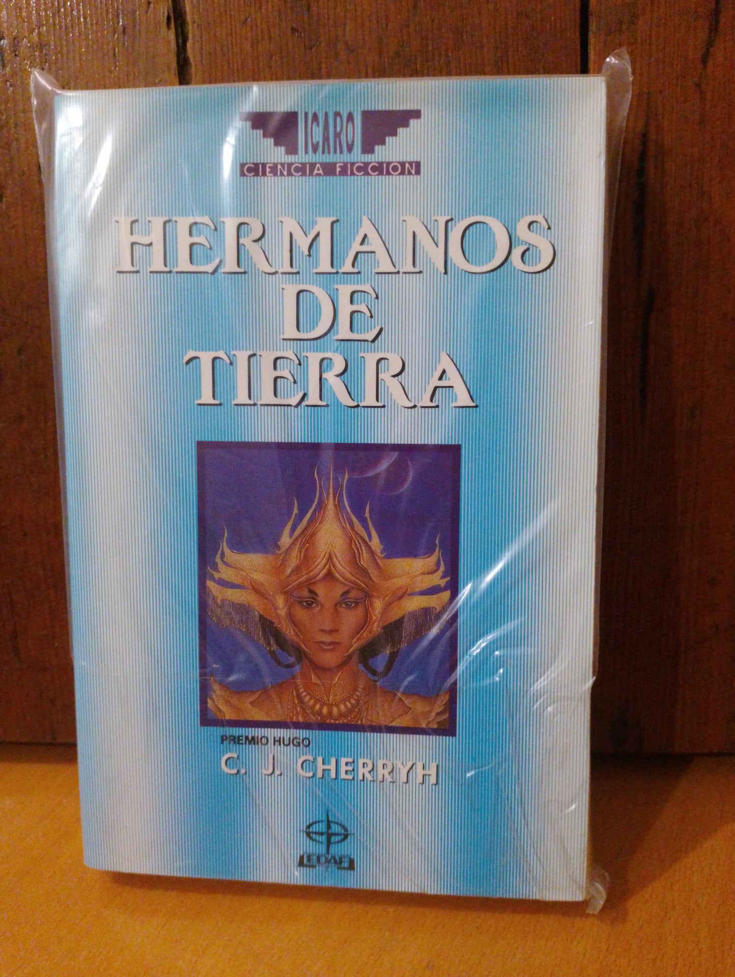 Hermanos de tierra. C.J. Cherryh