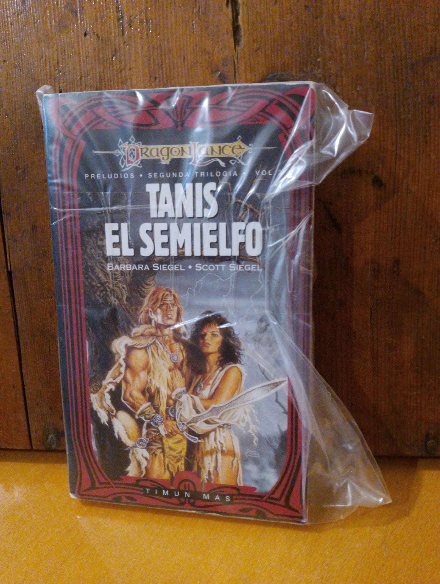Tanis, el semielfo. Barbara Siegel. Scott Siegel