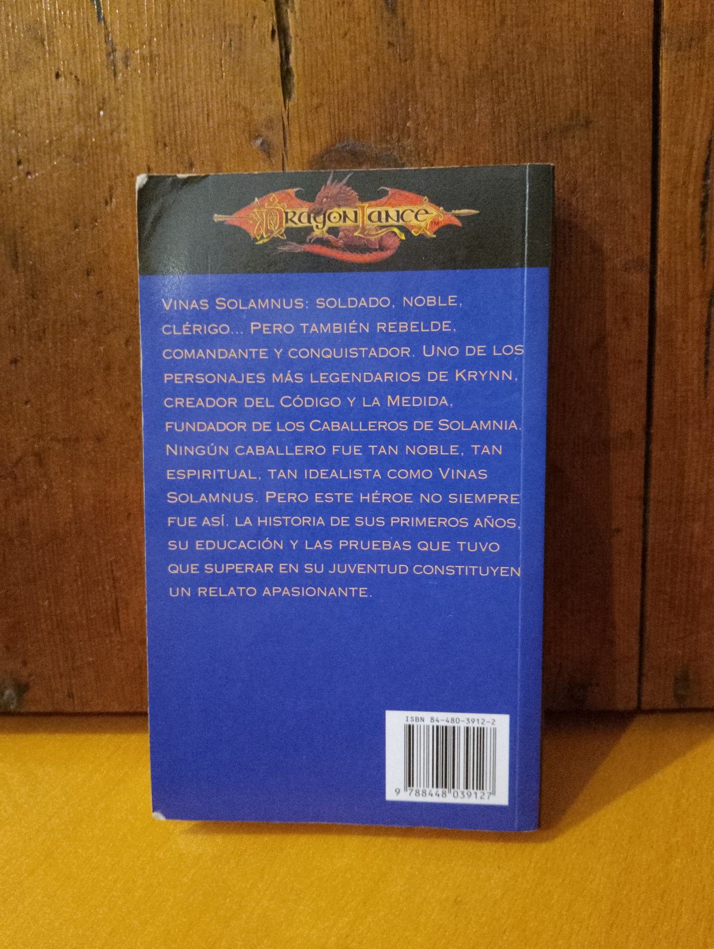 Vinas Solamnus, el primer caballero. J. Robert King