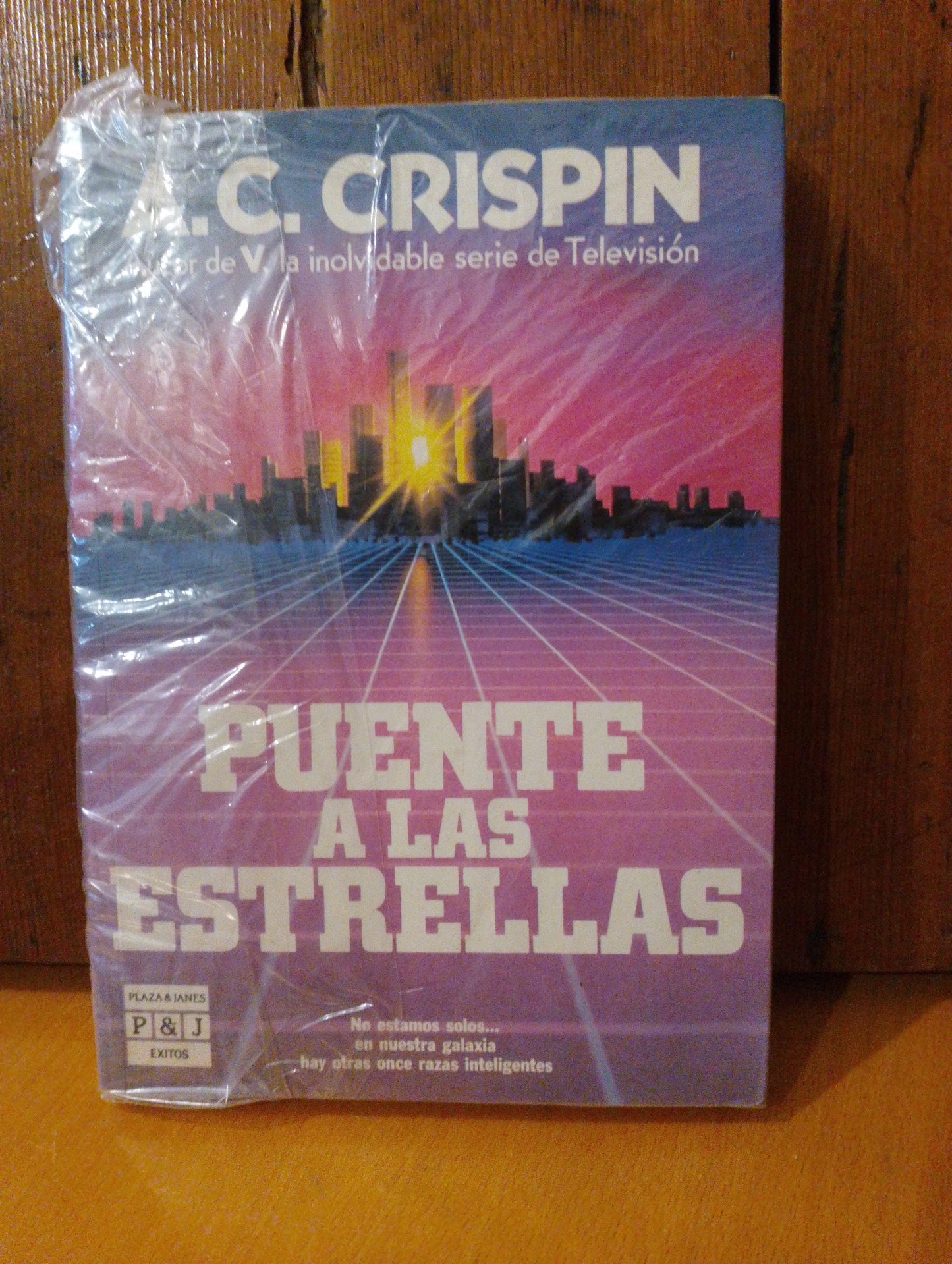 Puente a las estrellas. A. C. Crispin