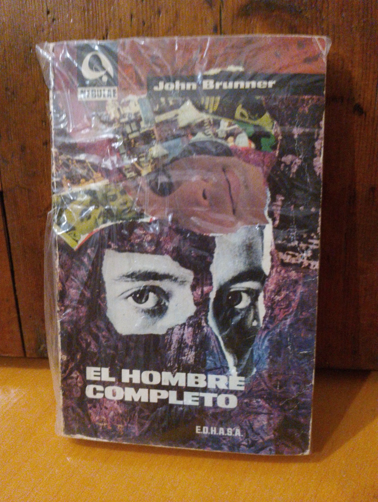 El hombre completo. John Brunner