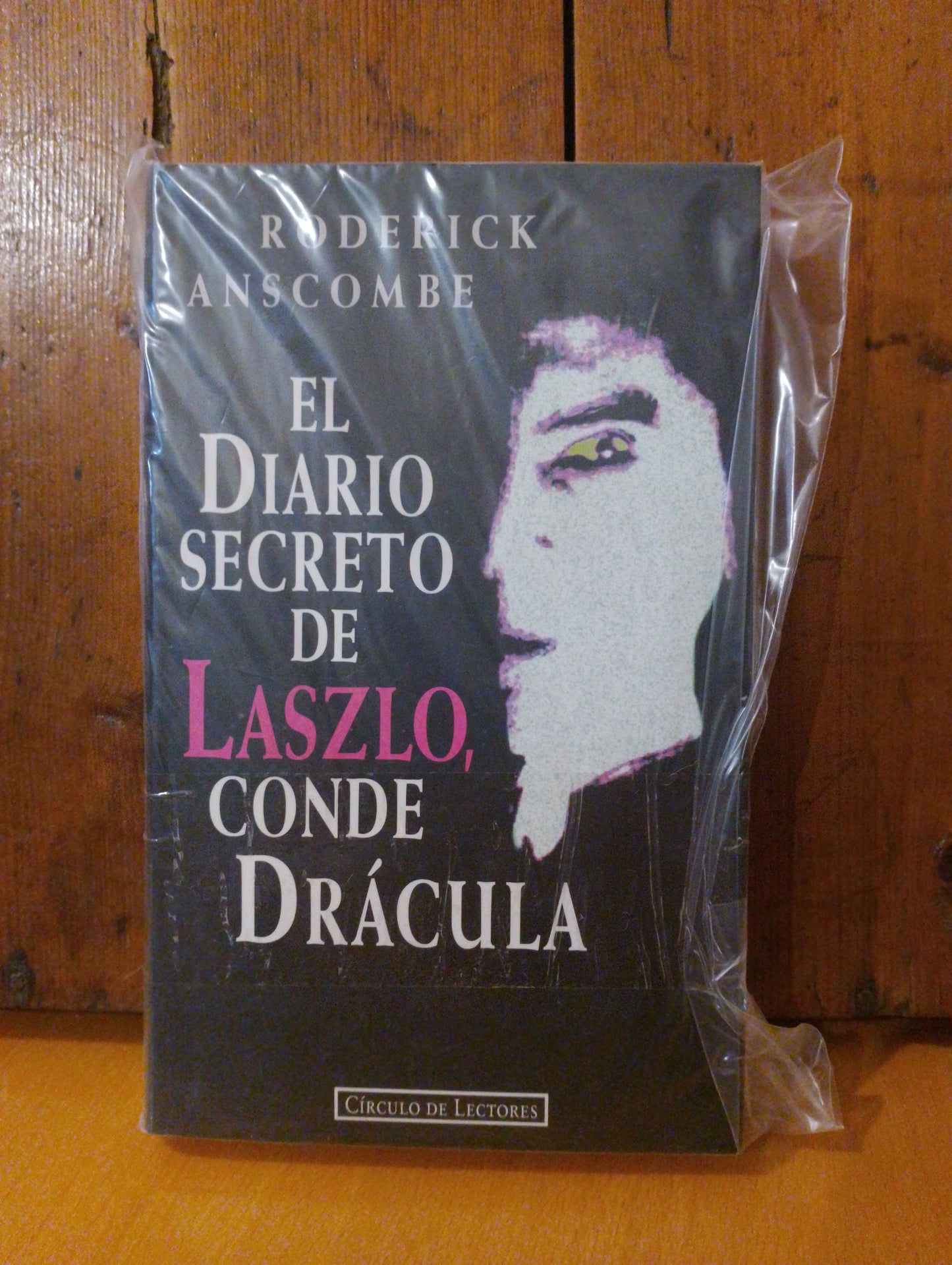 El diario secreto de Laszlo, Conde Drácula. Roderick Anscombe