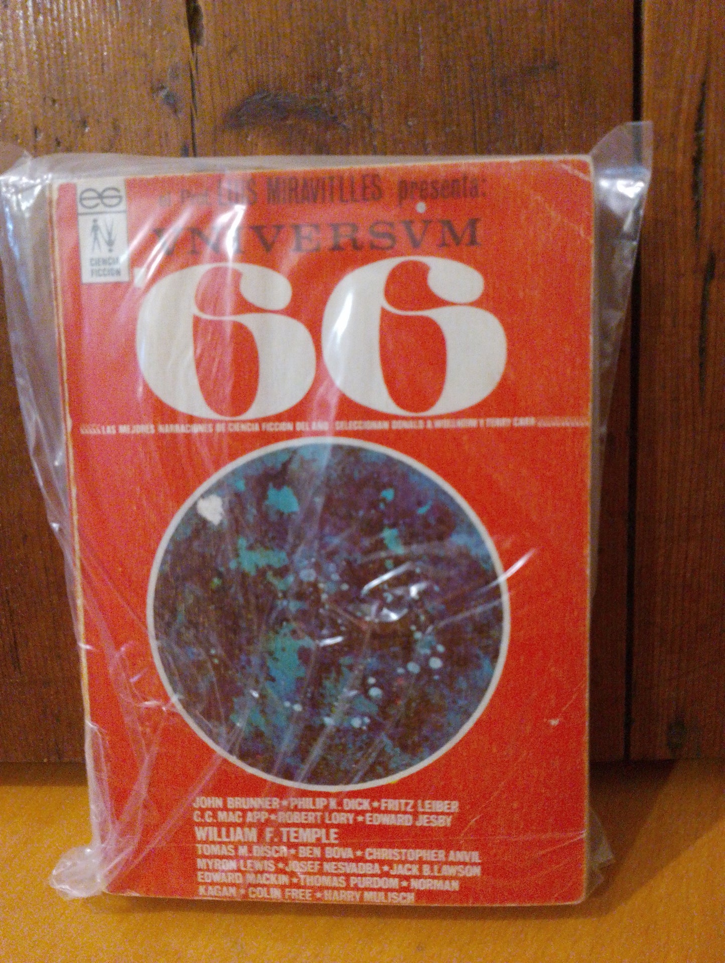 Universium 66. John Brunner. Philip K Dick. Fritz Leiber. C.C Mac App. Robert Lory. Edward Jesby. William F. Temple. Tomas M. Disch. Ben Nova. ..