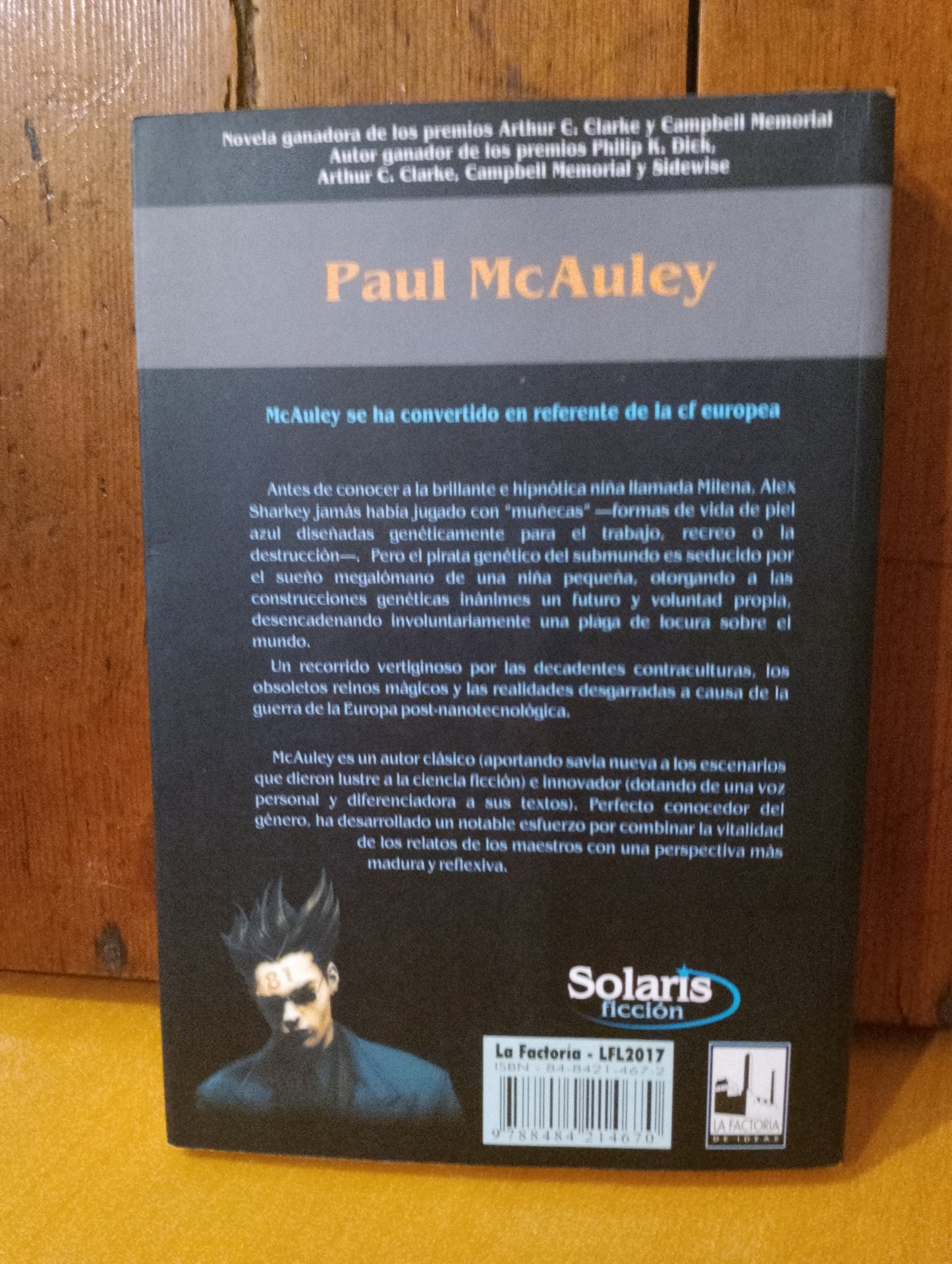 El beso de Milena. Paul McAuley