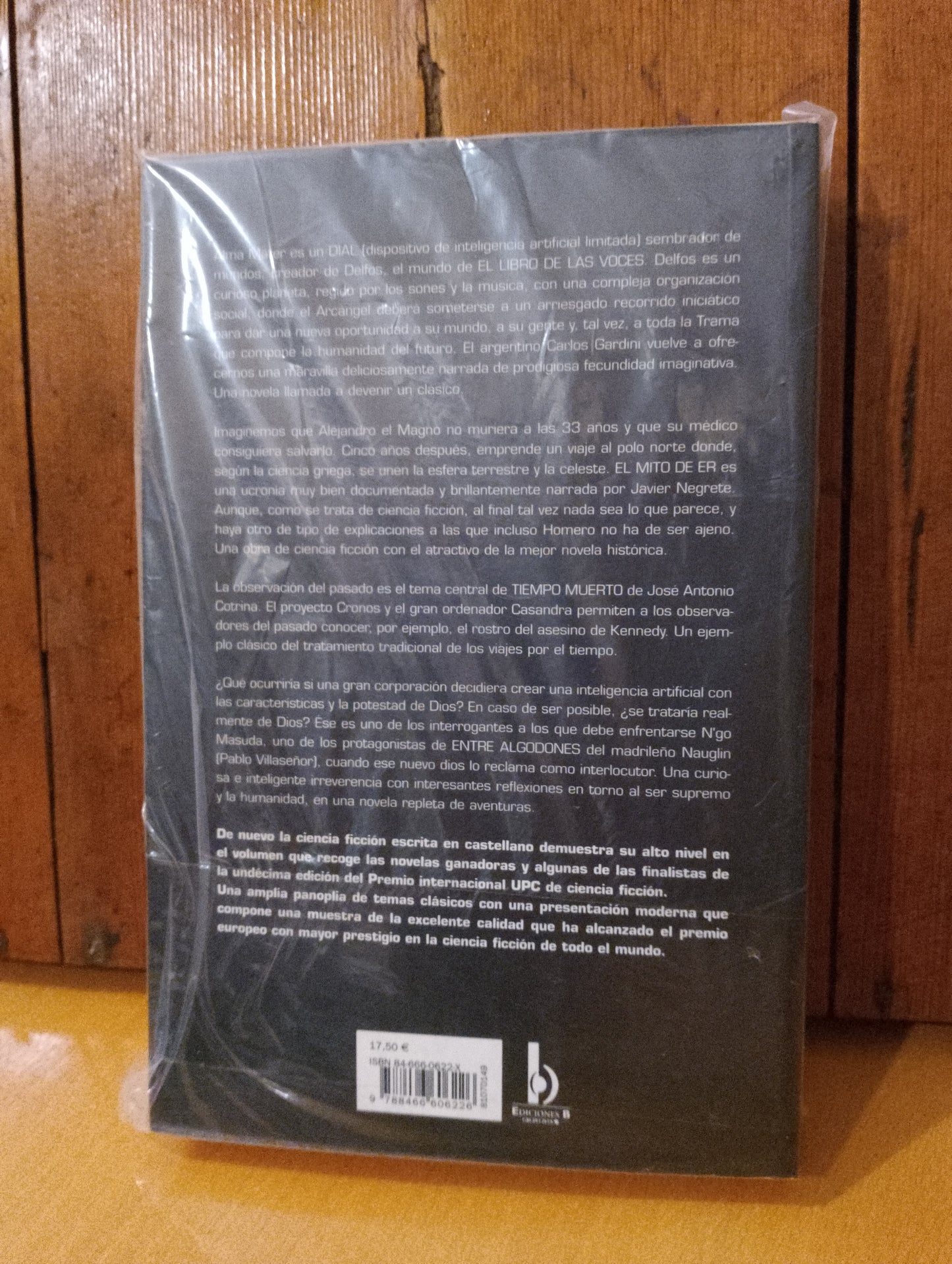 Premio UPC 2001. Varios autores