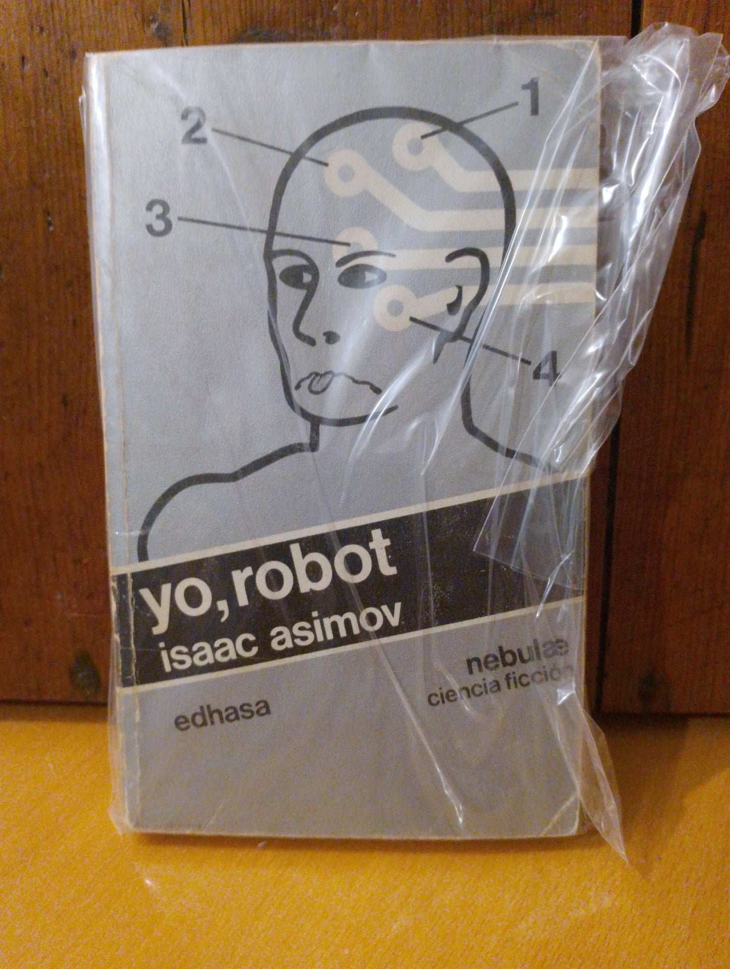 Yo, robot. Isaac Asimov