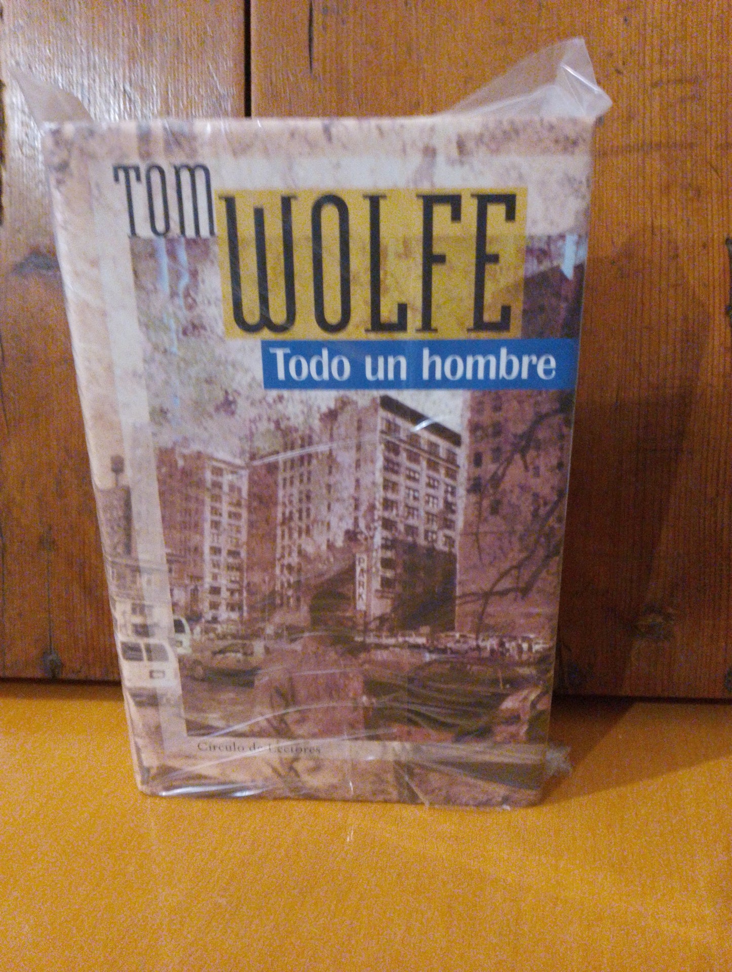 Todo un hombre. Tom Wolfe
