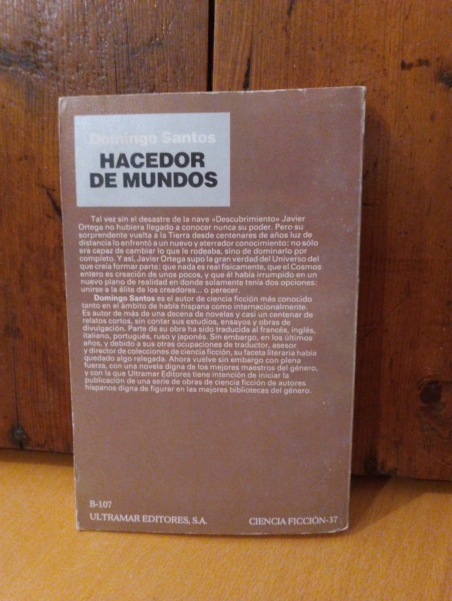 Hacedor de mundos. Domingo Santos