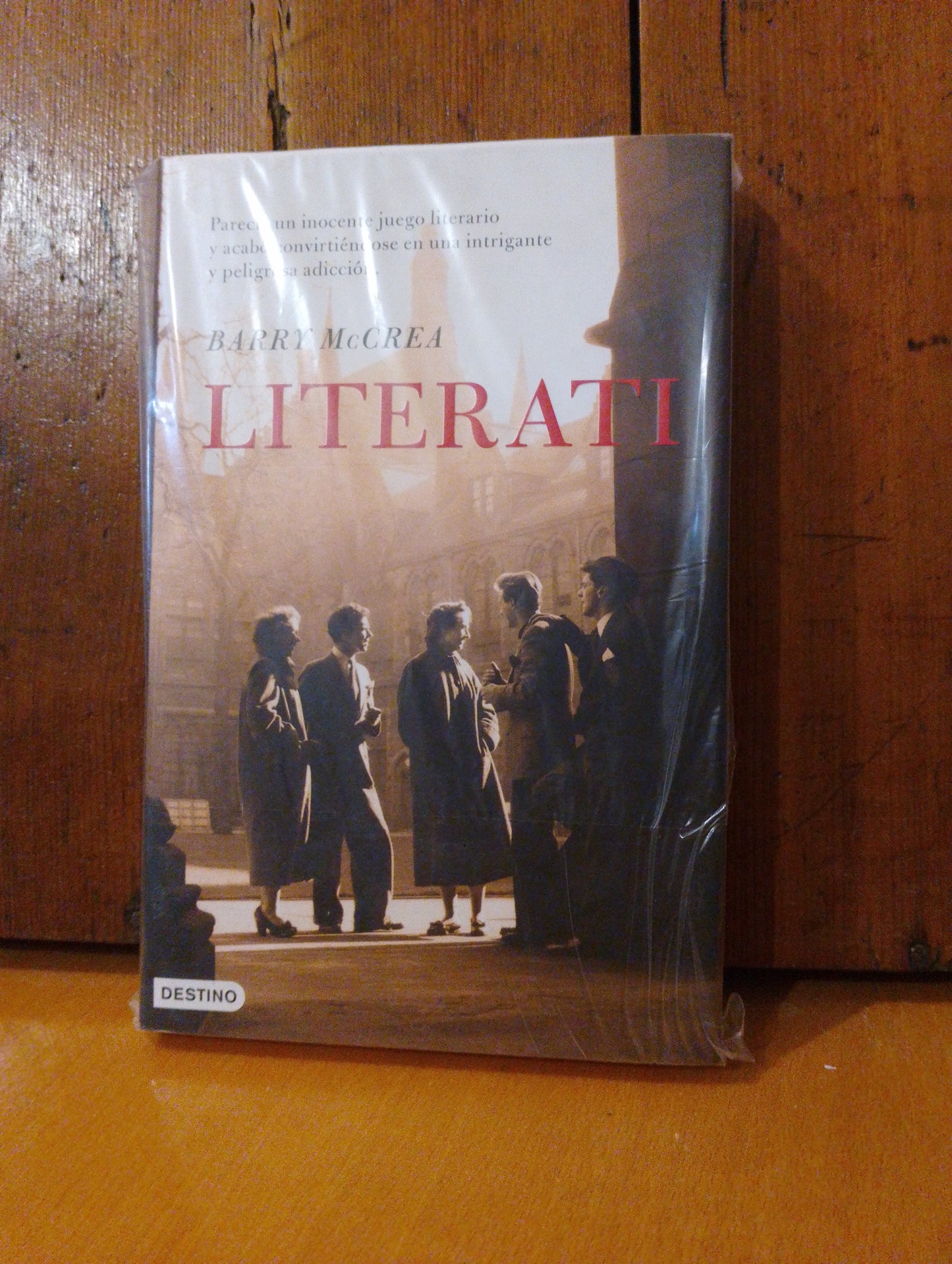 Literato. Barry McCrea.