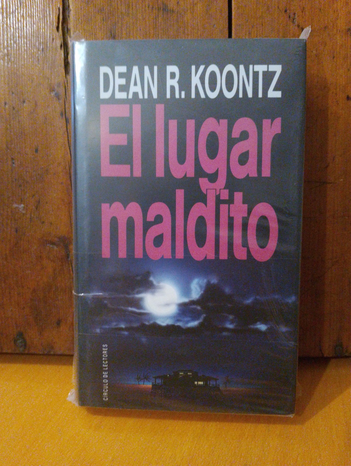 El lugar maldito. Dean R Koontz.