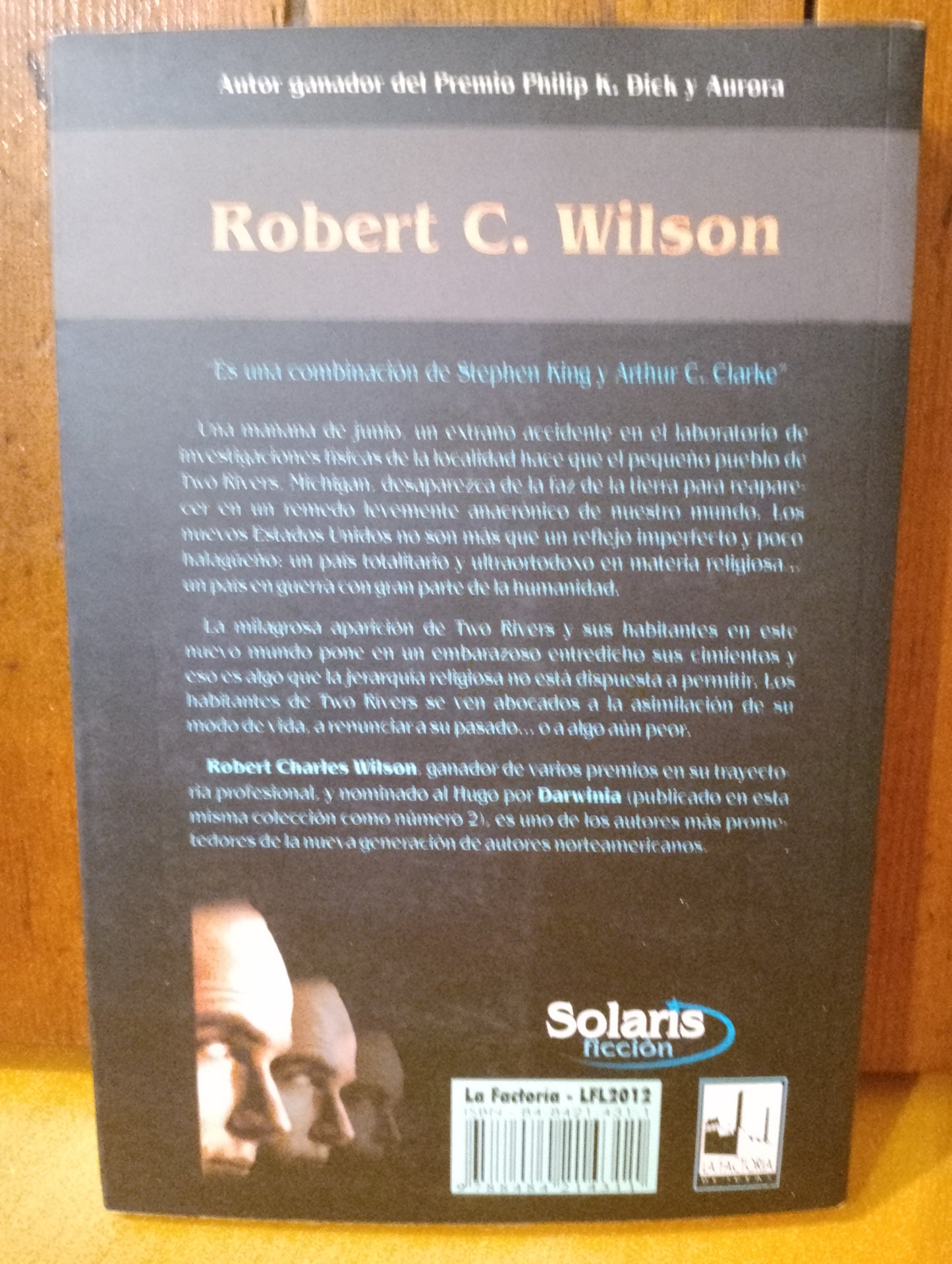 Misterium. Robert C. Wilson