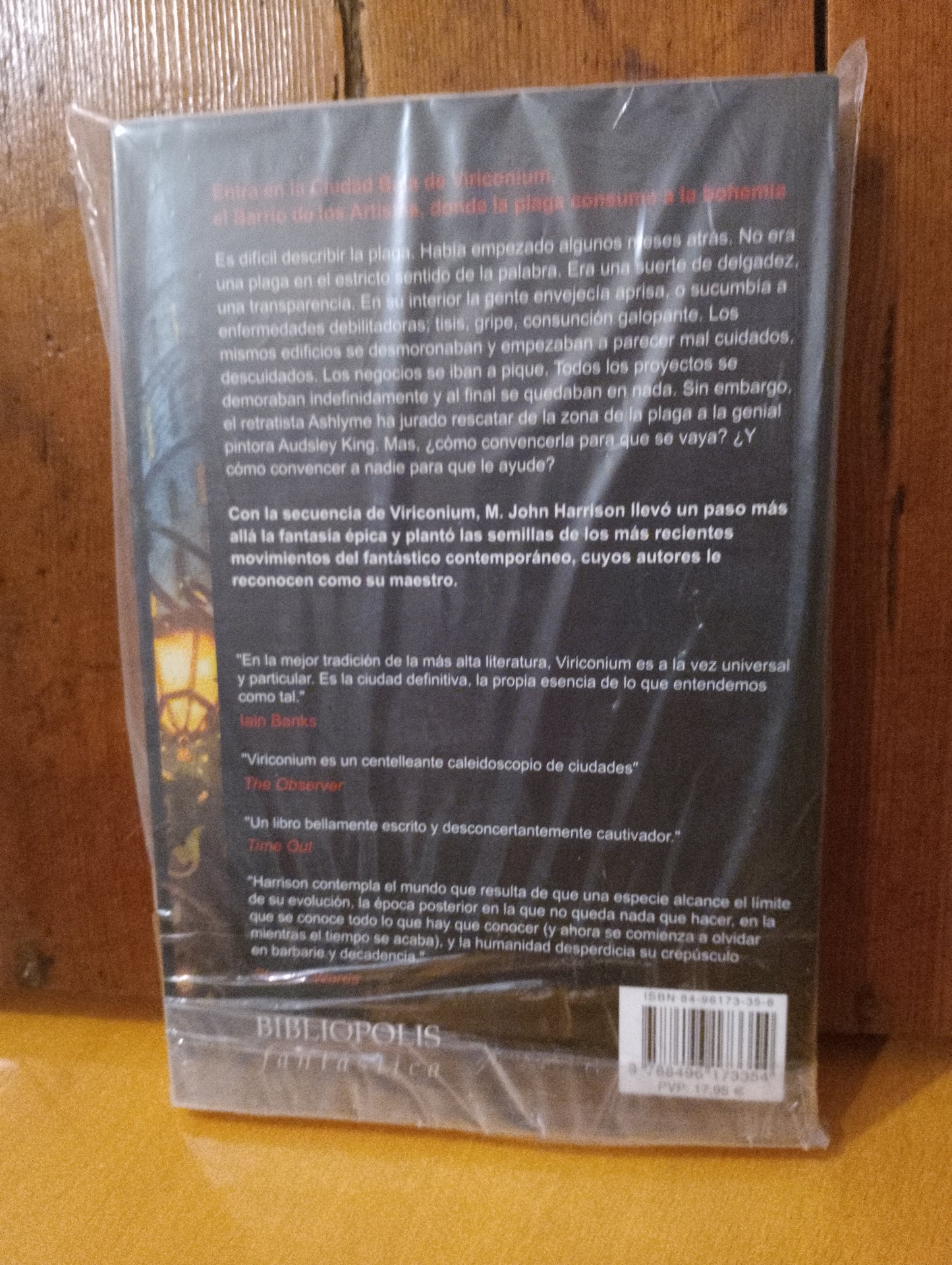 Viriconium. Nocturnos de Viriconium. M. John Harrison