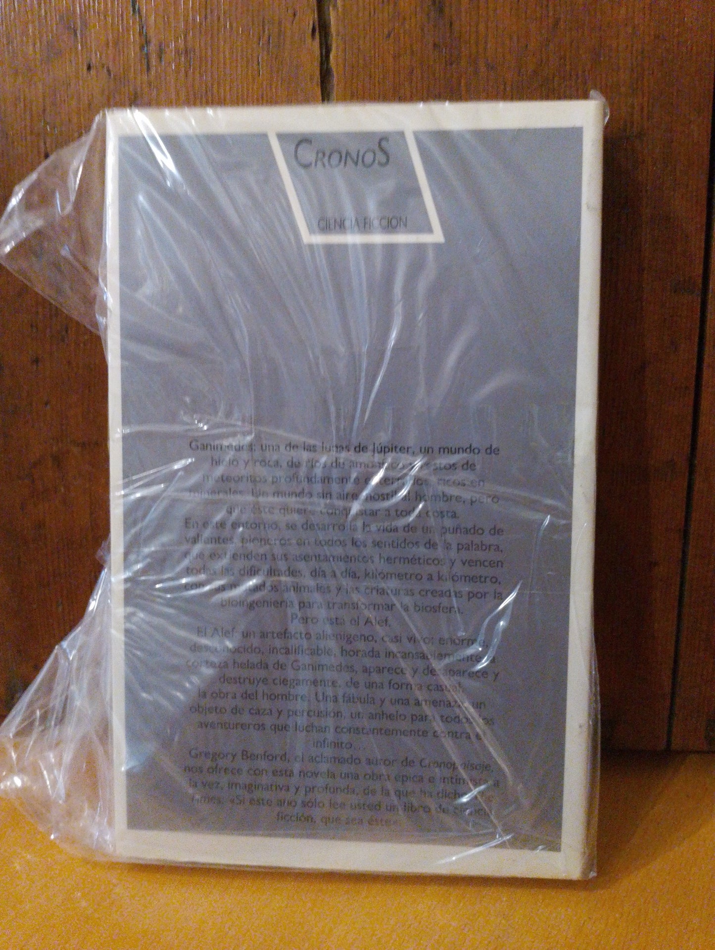 Contra el infinito. Gregory Benford