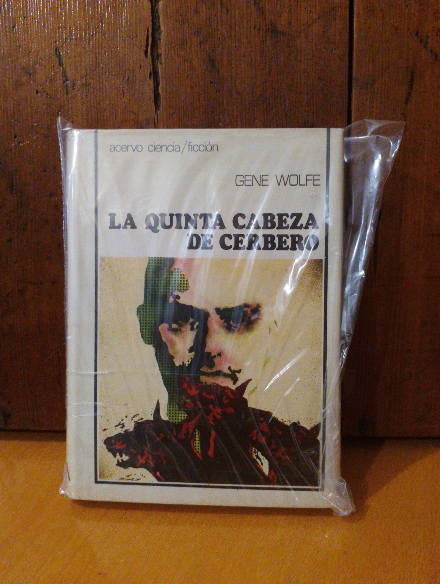 La quinta cabeza de cerbero. Gene Wolfe