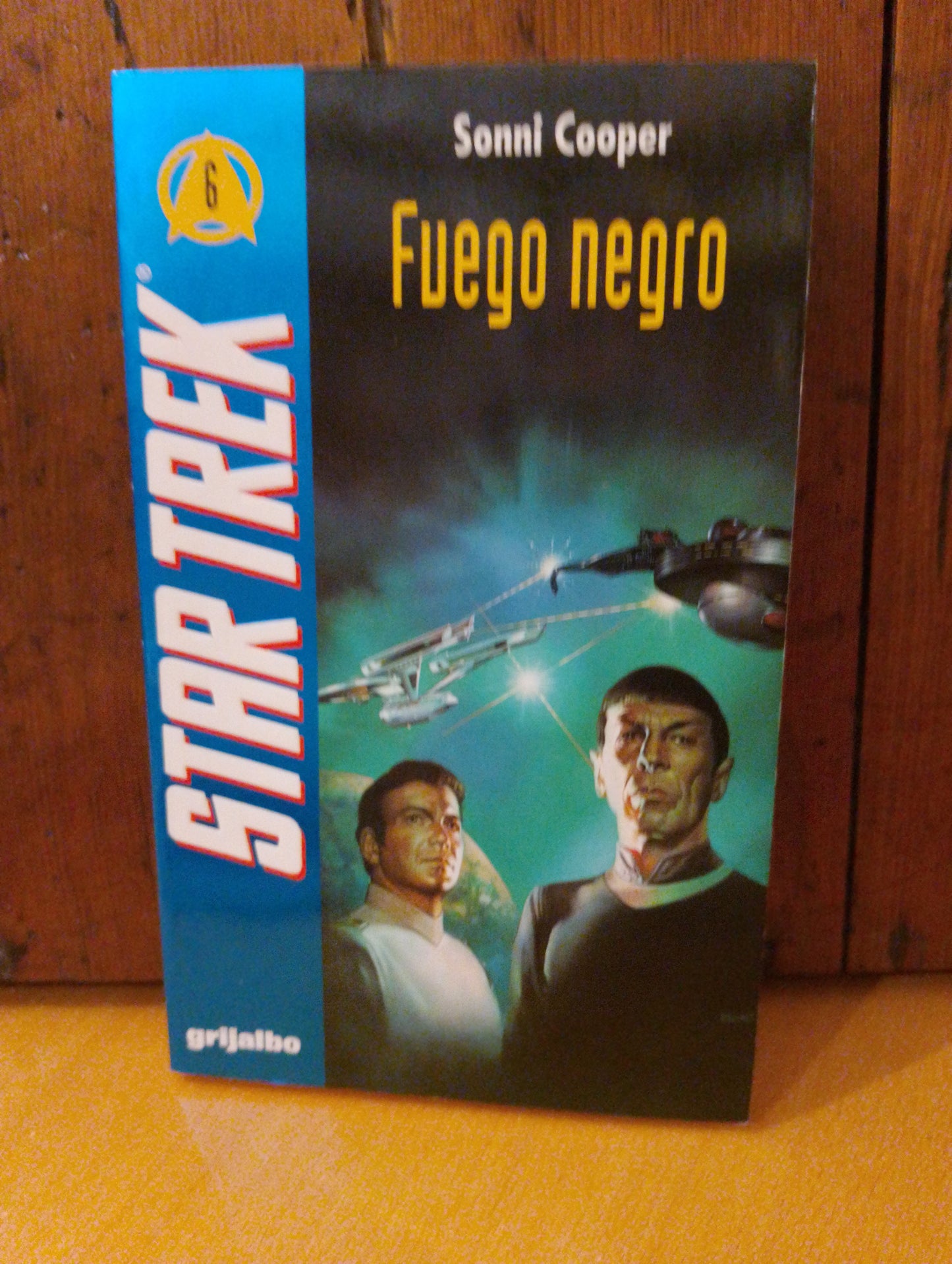 Star Trek Fuego negro. Sonni Cooper