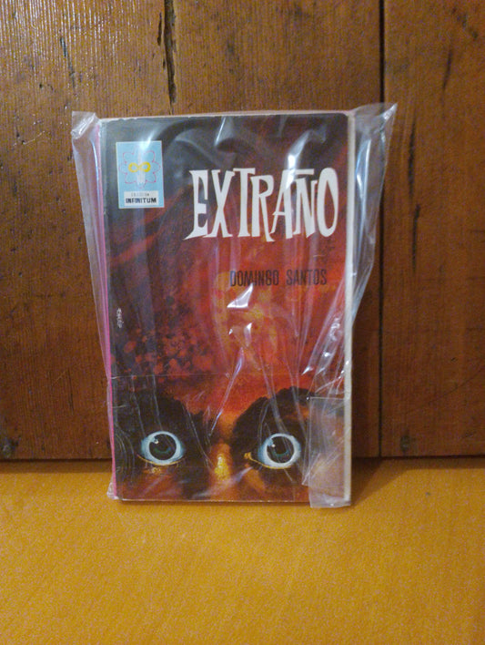 Extraño. Domingo Santos