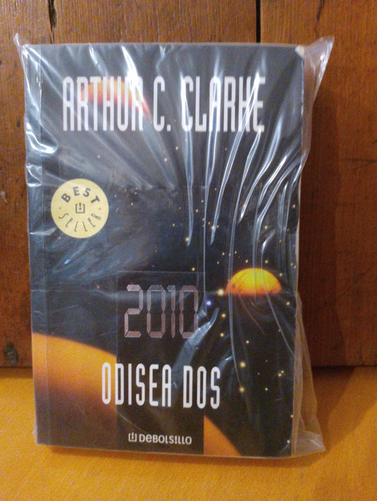 2010 Odisea dos. Arthur C. Clarke
