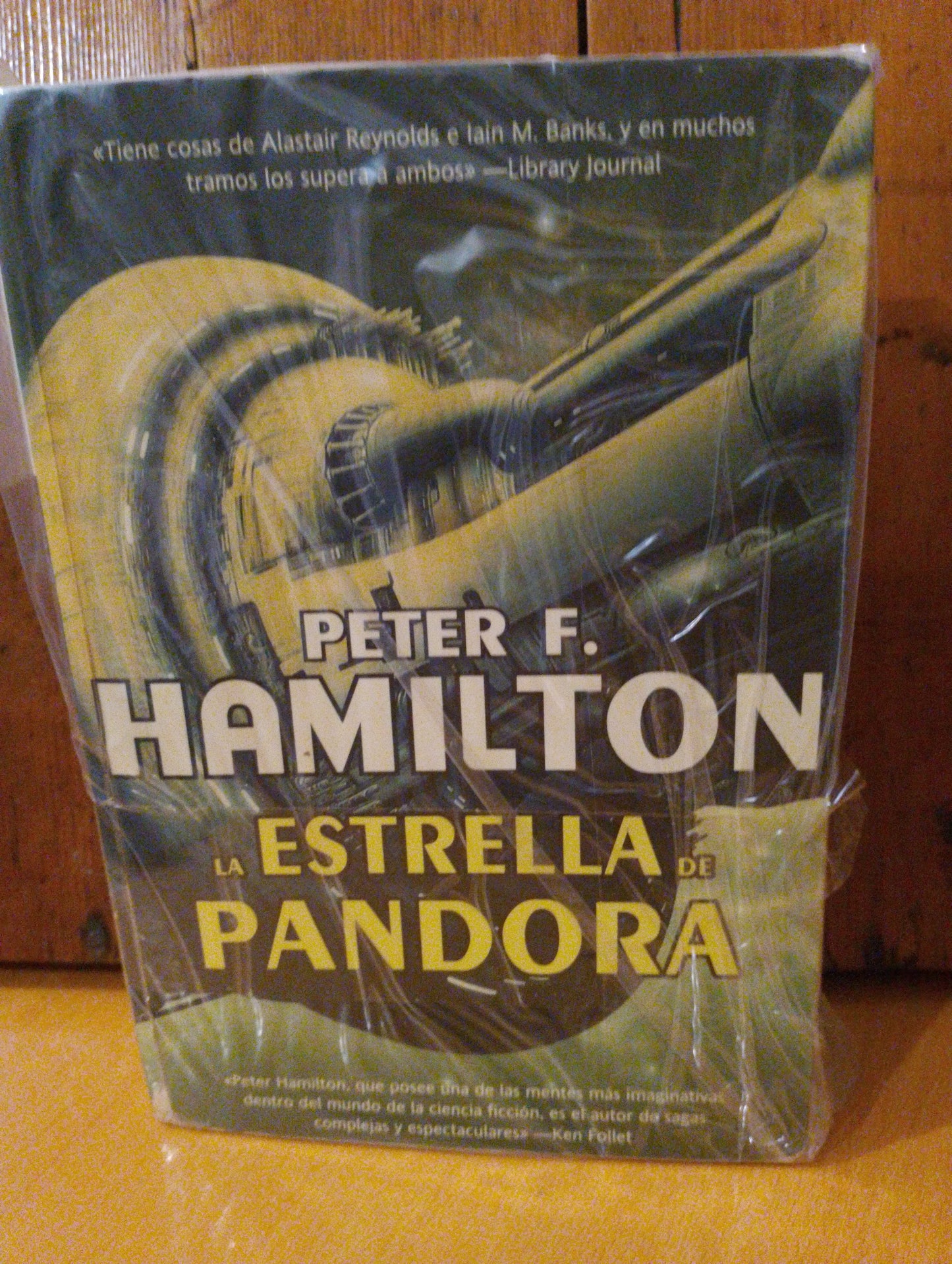 La estrella de Pandora. Péter F. Hamilton