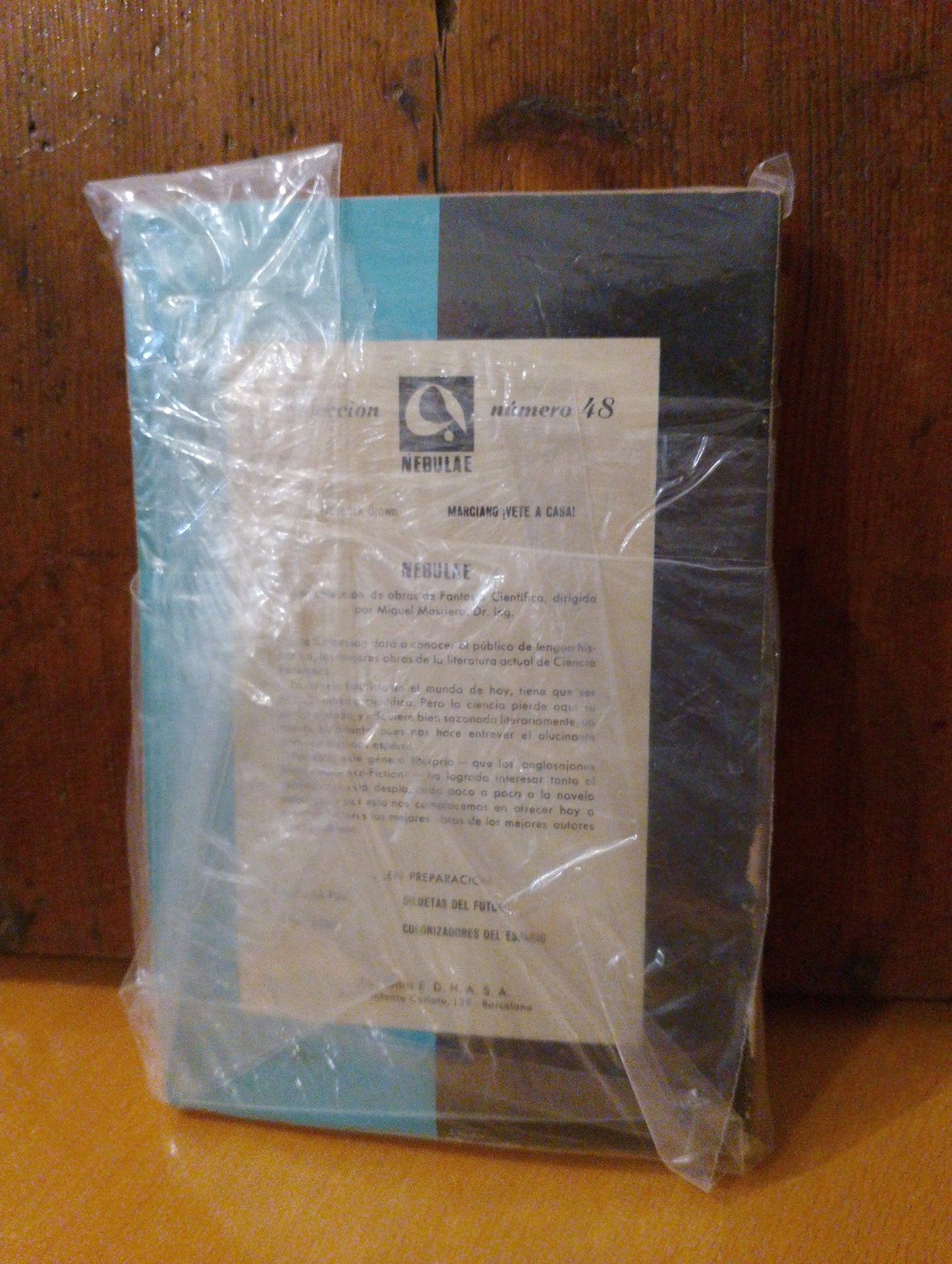 Marciano, vete a casa. Fredric Brown