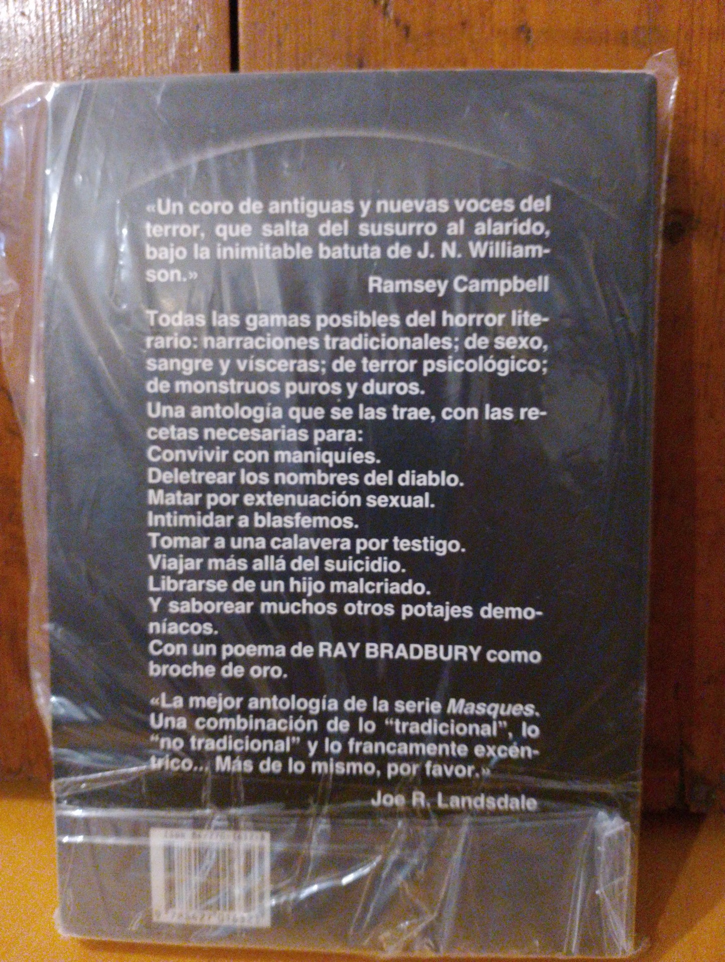 El festín de las mascaras. Ray Bradury. Ed Gorman. Graham Masterson. Rex Miller. Dan Simmons. Steve Rasnic Tem