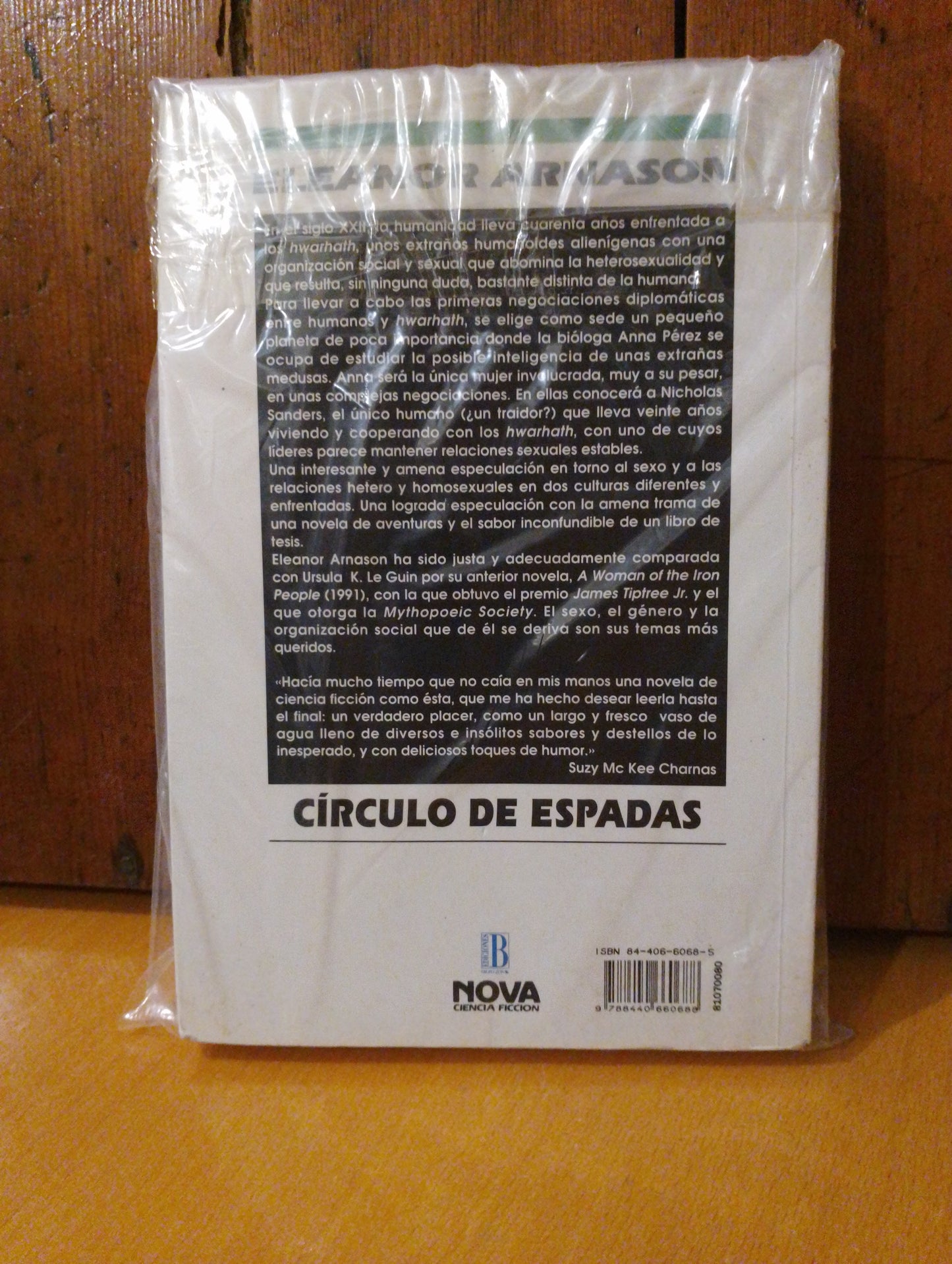 Circulo de espadas. Eleanor arnason